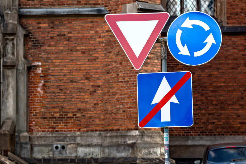 fournisseurs spécialisés en signalisation