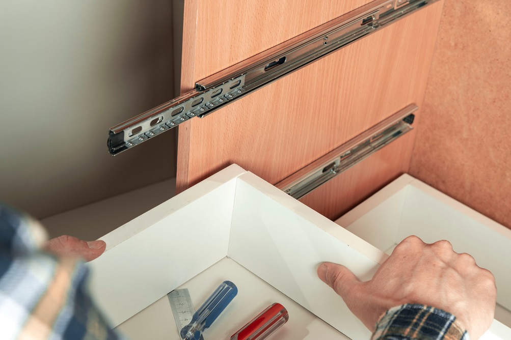 Glissières de tiroir pour entreprise