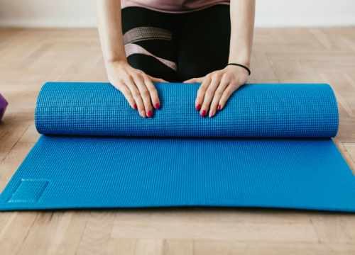 Cours de Pilates au sol