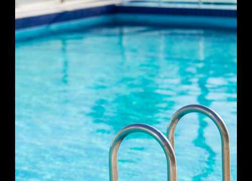 Liner de piscine : faire appel à un professionnel 