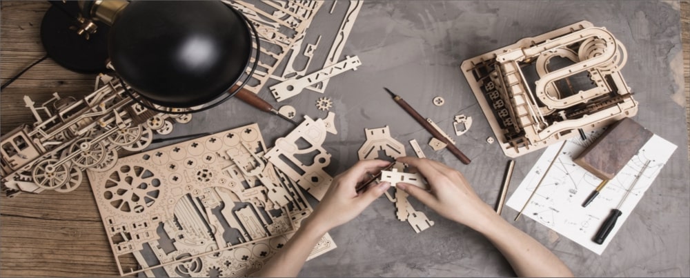 Puzzle 3d en bois et maquettes mécanique golemites 