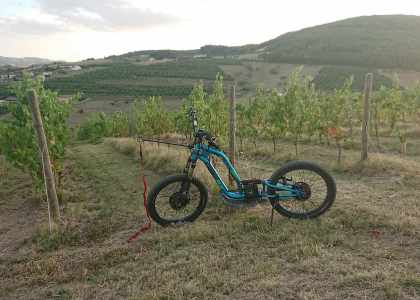 Randonnée trottinette tout terrain électrique