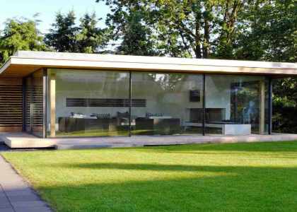 Pool house moderne toit plat