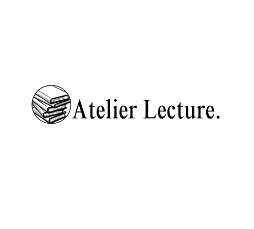 Belle femme assise sur un fauteuil de lecture qui lit un livre