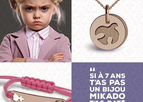 Petite fille mécontente de ne pas avoir un bijou de la marque MIKADO. Pendentif PALOMA et bracelet I AM A STAR GIRL en or rose 750 millièmes.