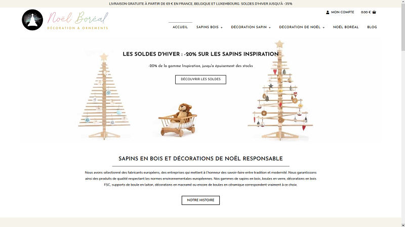 Noël boréal - Sapin de Noël en bois et décoration