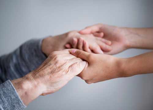 Sarah aide à la personne