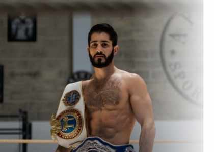 apprendre la boxe dans un club de boxe ou dans un cours en ligne