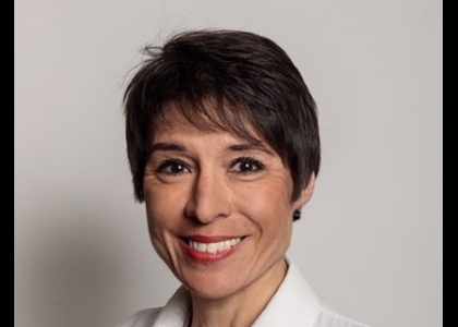Docteur Magdalena De Saint Jean - Opération yeux laser